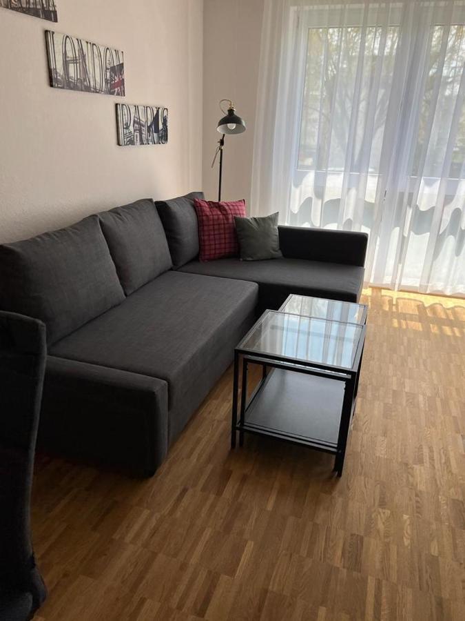 Boardinghouse Warum-ins-Hotel direkt bei Lidl Bad Wimpfen Exterior foto