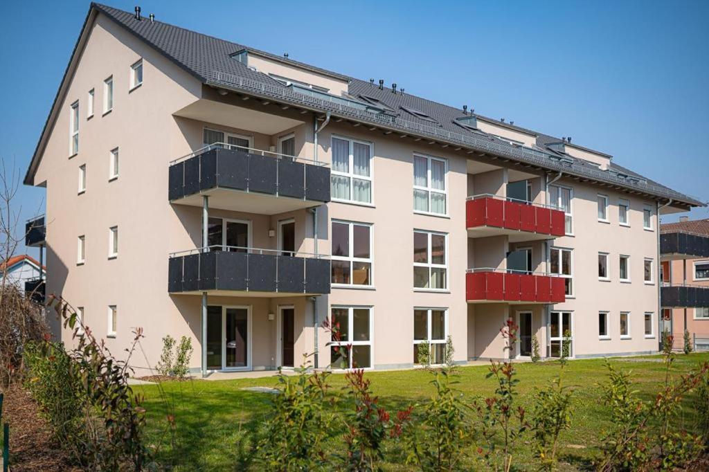 Boardinghouse Warum-ins-Hotel direkt bei Lidl Bad Wimpfen Exterior foto