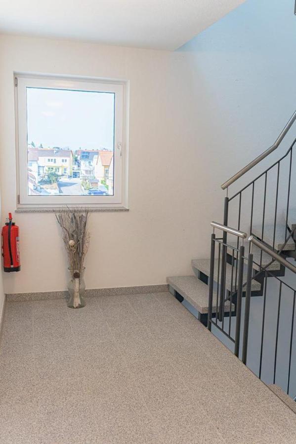 Boardinghouse Warum-ins-Hotel direkt bei Lidl Bad Wimpfen Exterior foto